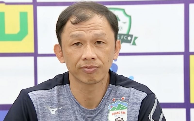 Trợ lý Dương Minh Ninh kỳ vọng HLV Kiatisuk sẽ sớm mang đến làn gió mới cho CLB HAGL